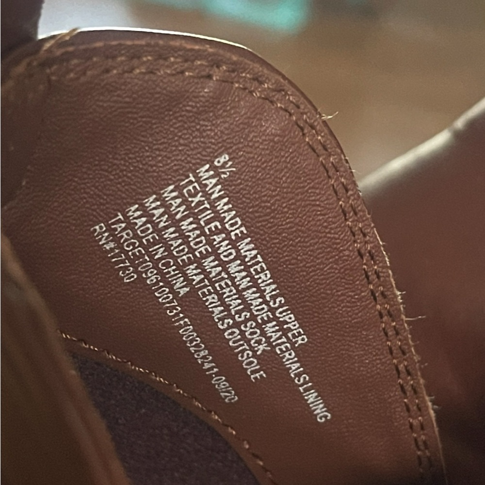 Universal Thread Chestnut Ankle Booties